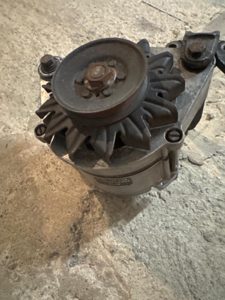 Alternateur BMW 2002 LesAnciennes.com