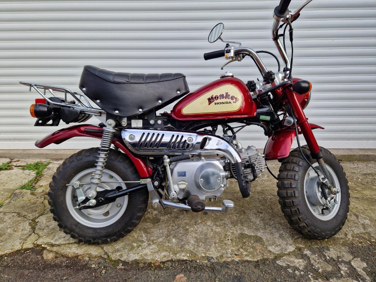 HONDA Monkey Z 50 - 1993 LesAnciennes.com