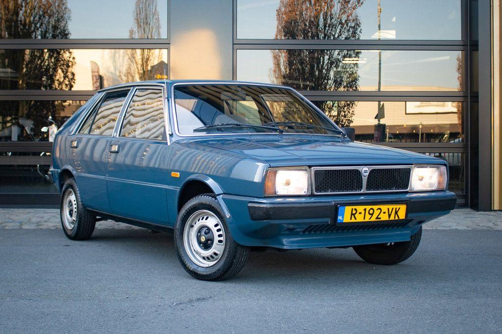 1983 Lancia Delta 1.3 5-speed | 1983 | 83.501 km | Originele LesAnciennes.com