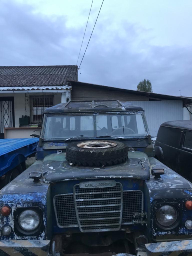 LAND ROVER 109 Essence - 1972 LesAnciennes.com