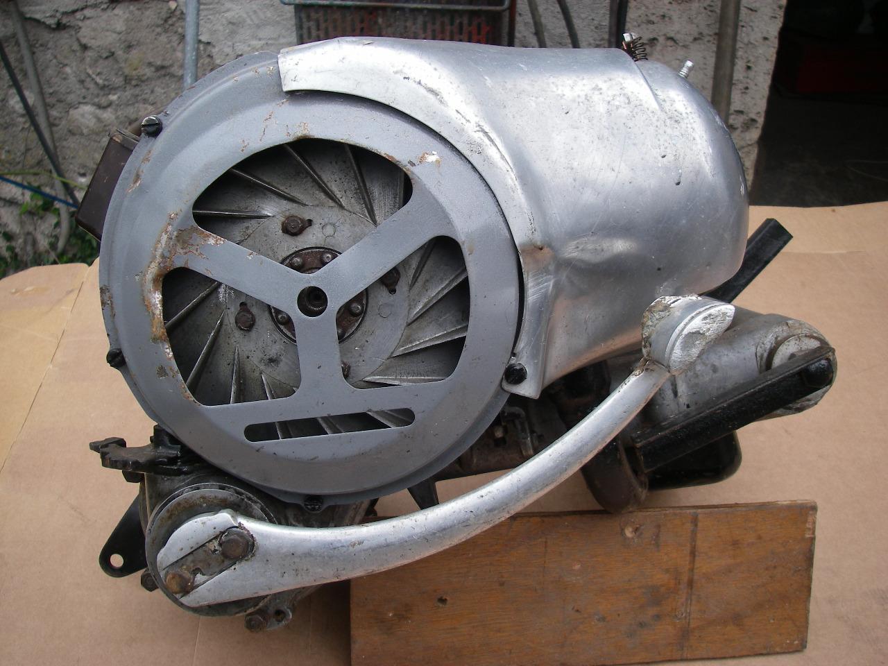 Lot de pièces ACMA Vespa 125 CM LesAnciennes.com