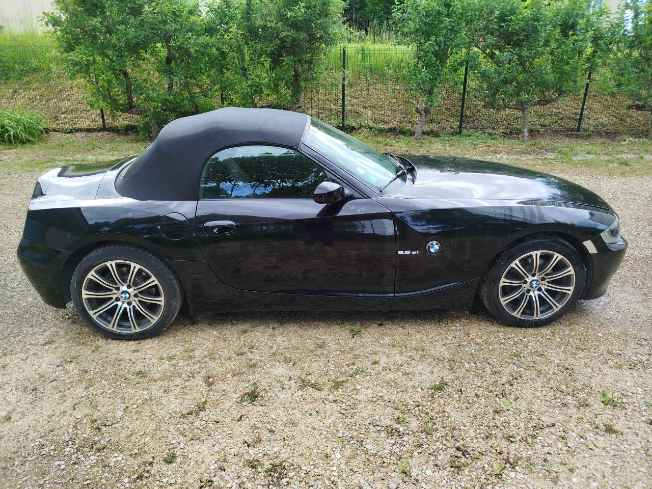 BMW 2500 Z4 Cabriolet reprise - 2006 LesAnciennes.com