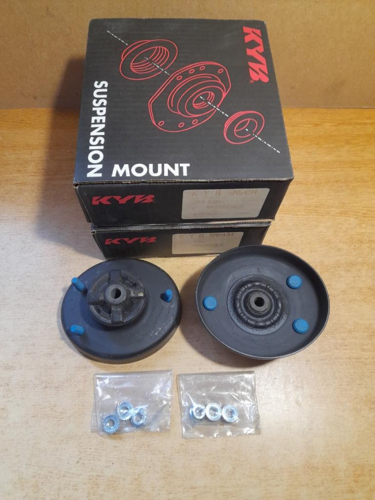 Coupelles d'amortisseur arrière Ford Escort MK6 LesAnciennes.com