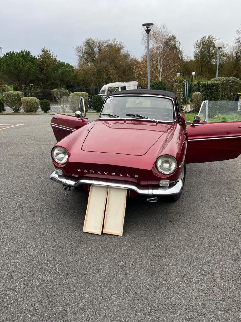 RENAULT Caravelle - 1968 LesAnciennes.com