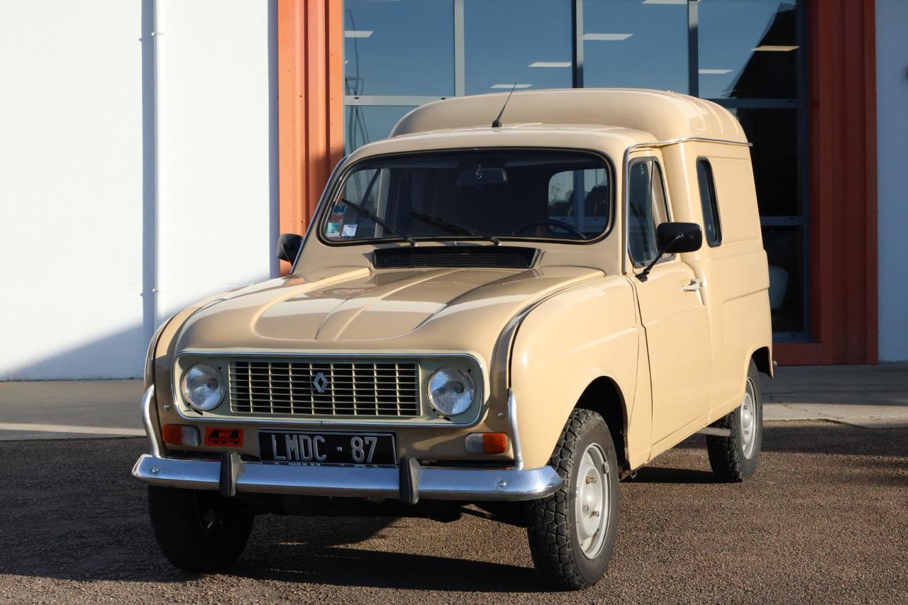 RENAULT 4 (R4) Sinpar - 1984 LesAnciennes.com