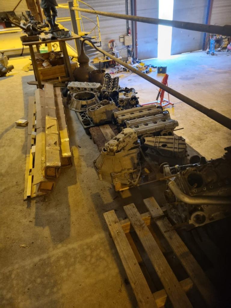 Moteurs FERRARI Dino LesAnciennes.com