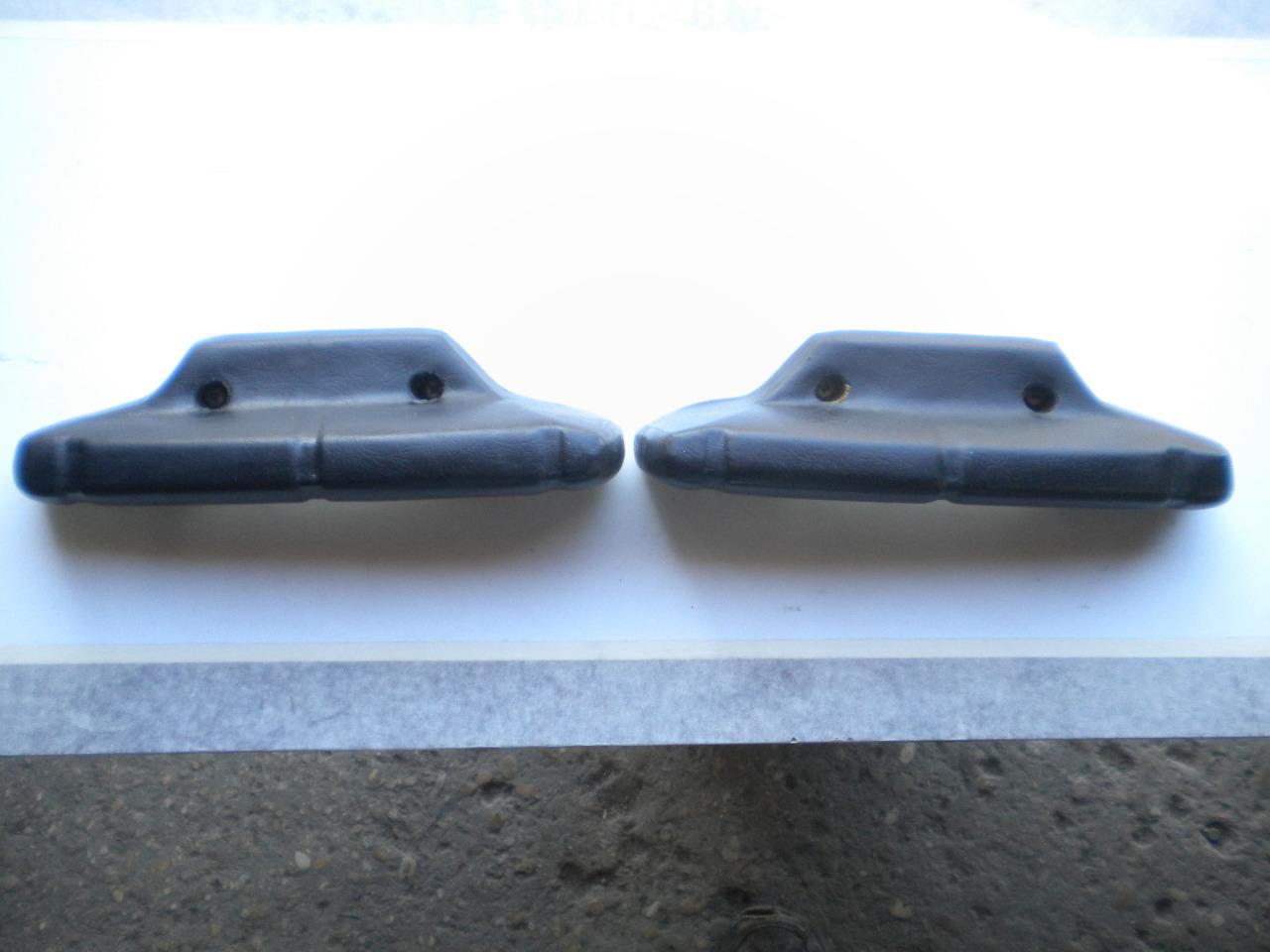 Accoudoirs portes avants r8 gordini r8s LesAnciennes.com