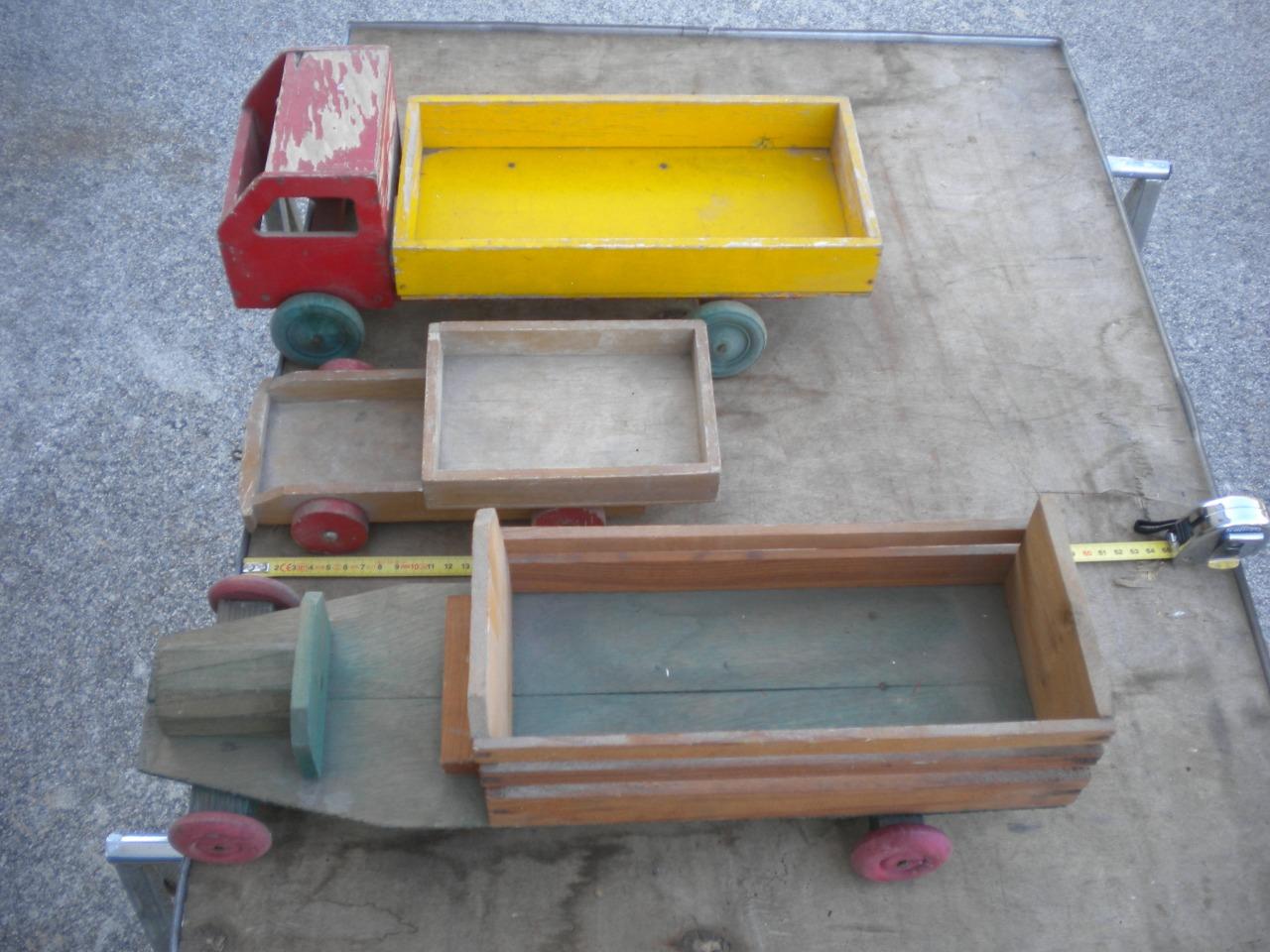 Lot 3 camions en bois jouet ancien LesAnciennes.com