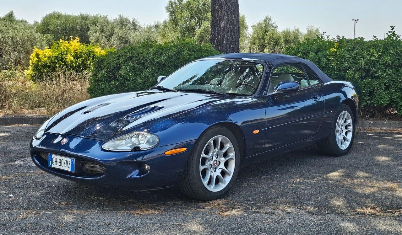 1998 Jaguar XKR Convertible LesAnciennes.com