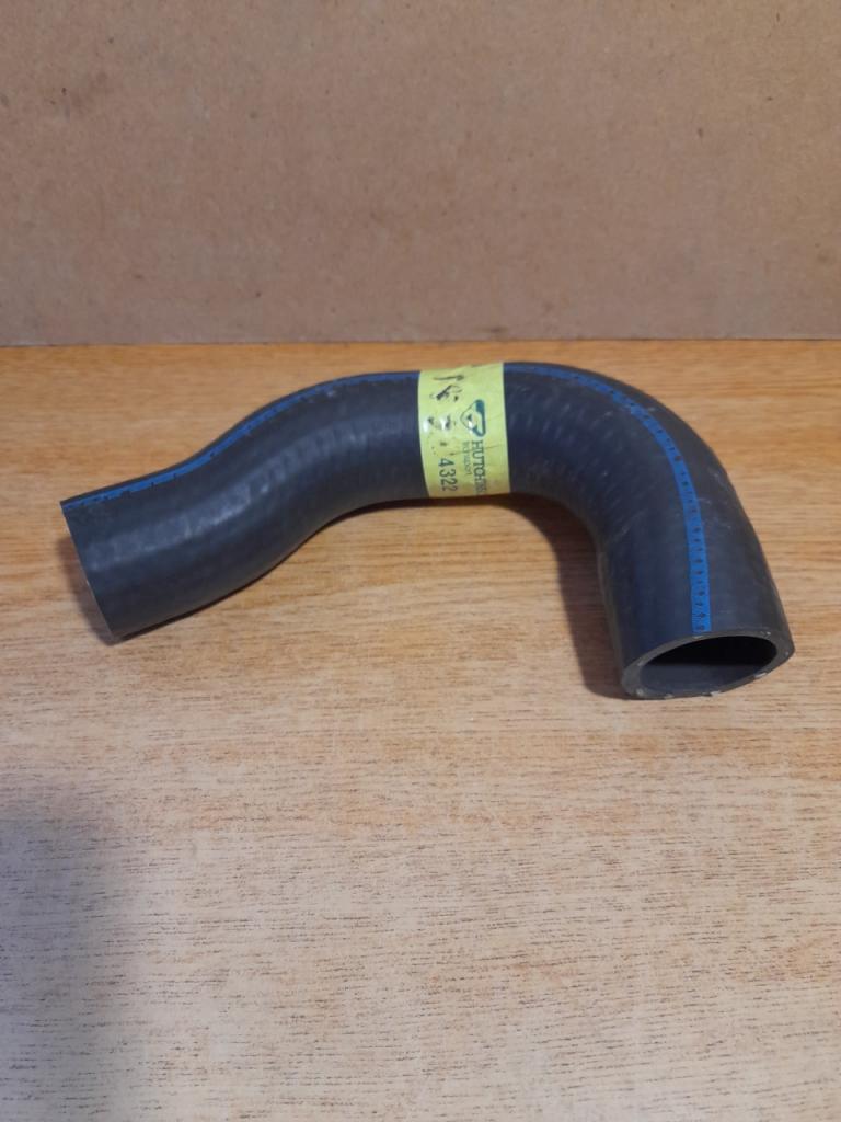 Durite de radiateur Peugeot 305 LesAnciennes.com