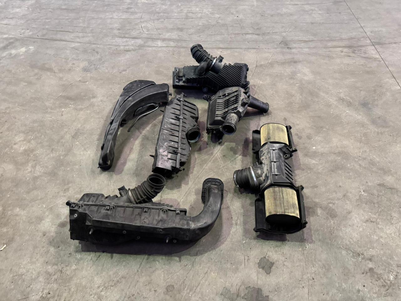 Boîtiers de filtre à air pour PORSCHE All LesAnciennes.com