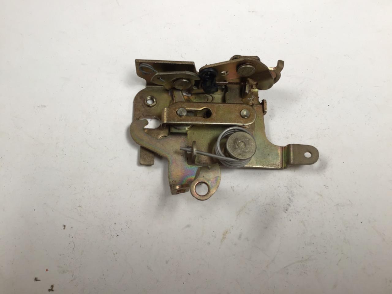 SERRURE AVANT GAUCHE NEUVE CITROEN C15 LesAnciennes.com