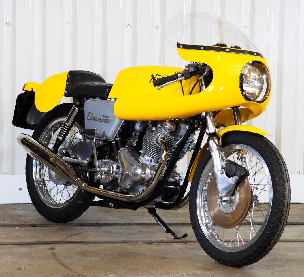 NORTON 750 Production Racer - 1970 LesAnciennes.com