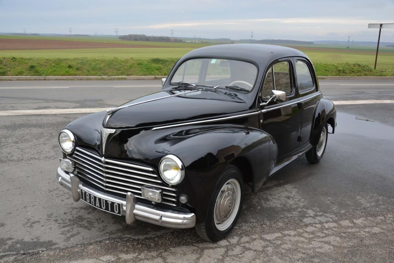 PEUGEOT 203 C Berline - 1959 LesAnciennes.com
