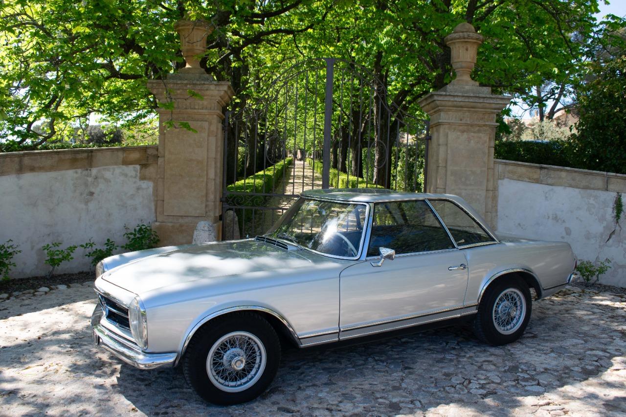 MERCEDES 250 SL Pagode California - 1967 LesAnciennes.com