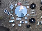 image_1-Insignes RENAULT R8