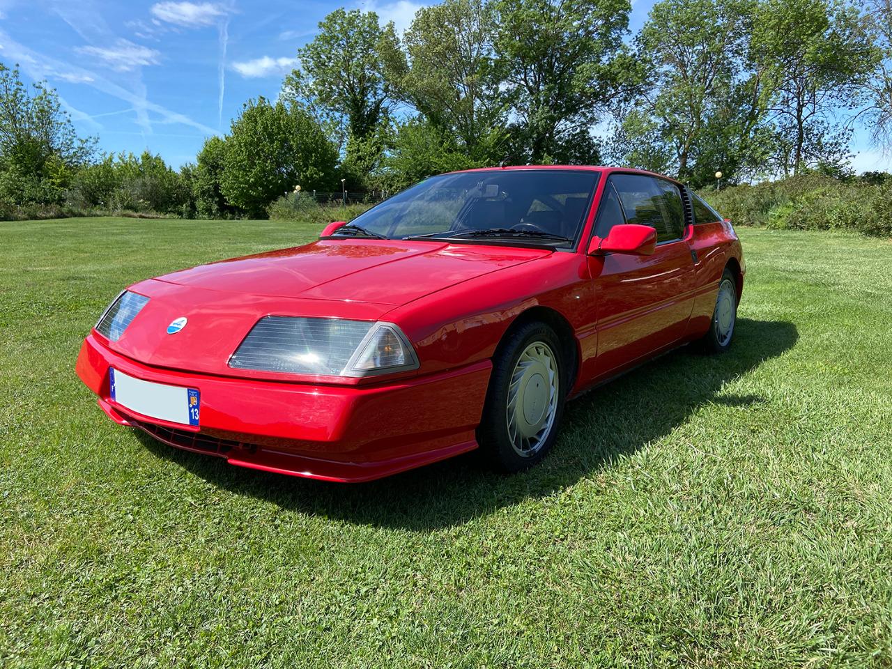 ALPINE RENAULT GTA V6 TURBO - 1988 LesAnciennes.com