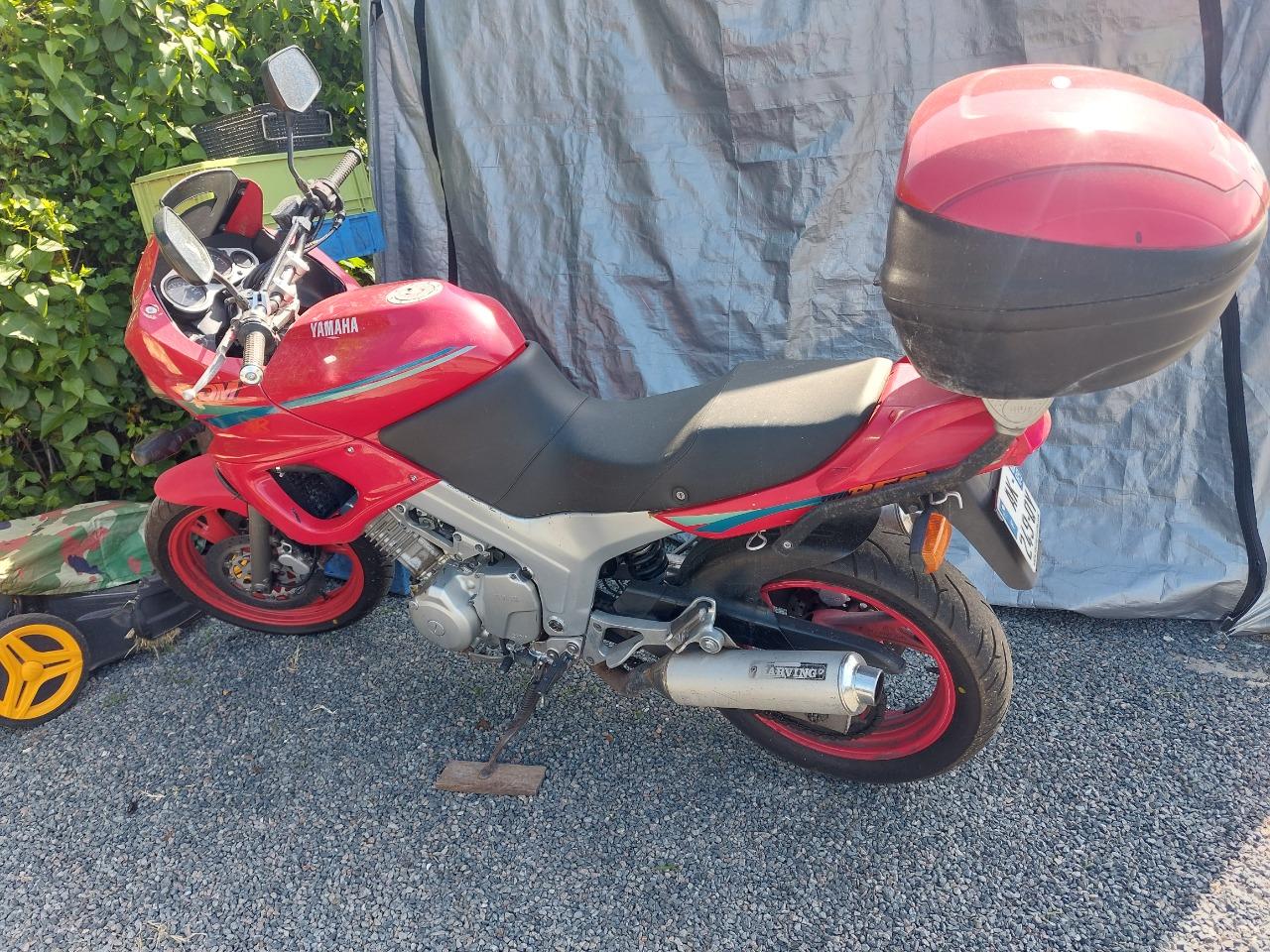 YAMAHA 850 tdm - 1993 LesAnciennes.com