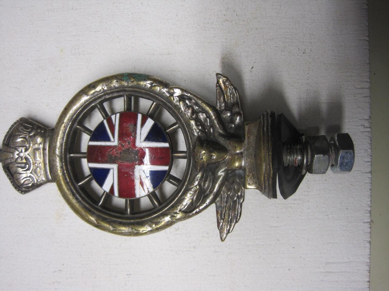 BADGE ROYAL AUTO CLUB LesAnciennes.com