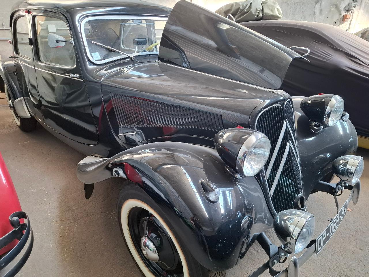CITROEN Traction 11 BL - 1952 LesAnciennes.com