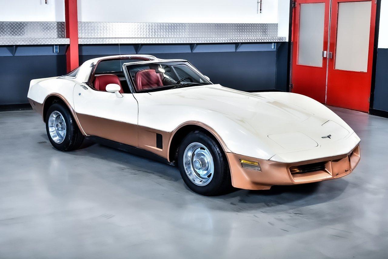 1981 Chevrolet Corvette C3 Targa Manual LesAnciennes.com