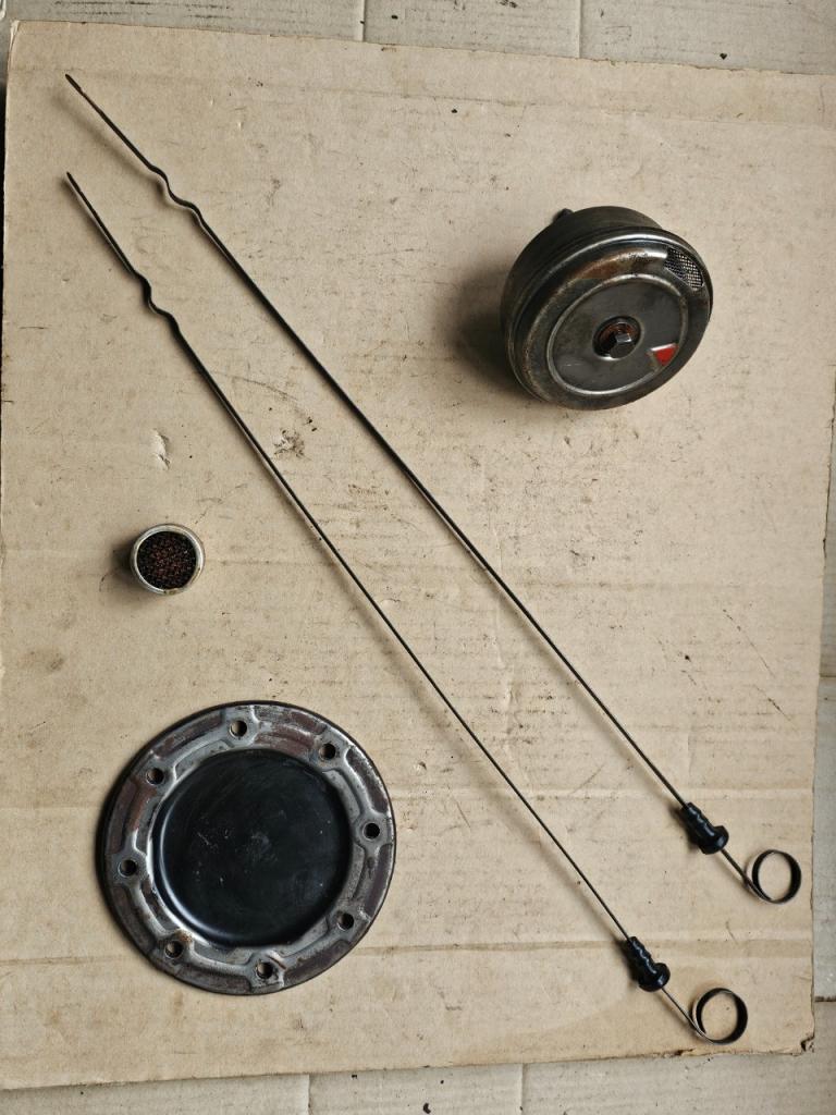 Cloche et trappe CITROEN DS LesAnciennes.com