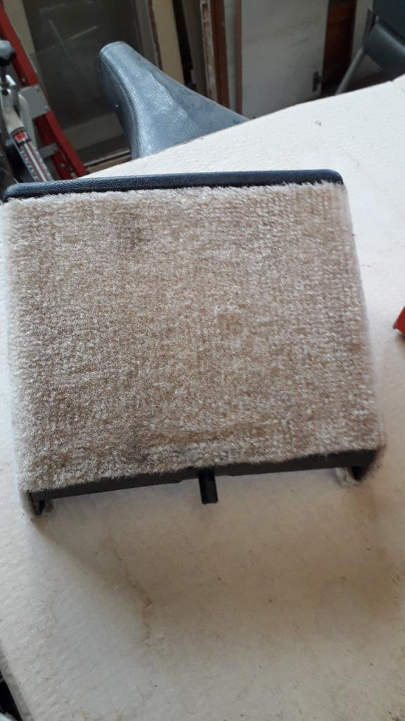 Support RENAULT 5 (R5) alpine turbo LesAnciennes.com