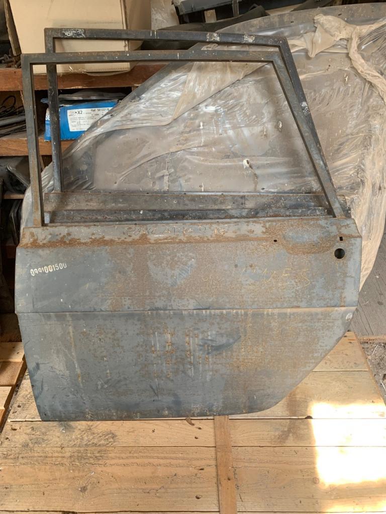 Porte ARG Renault 16 neuve LesAnciennes.com