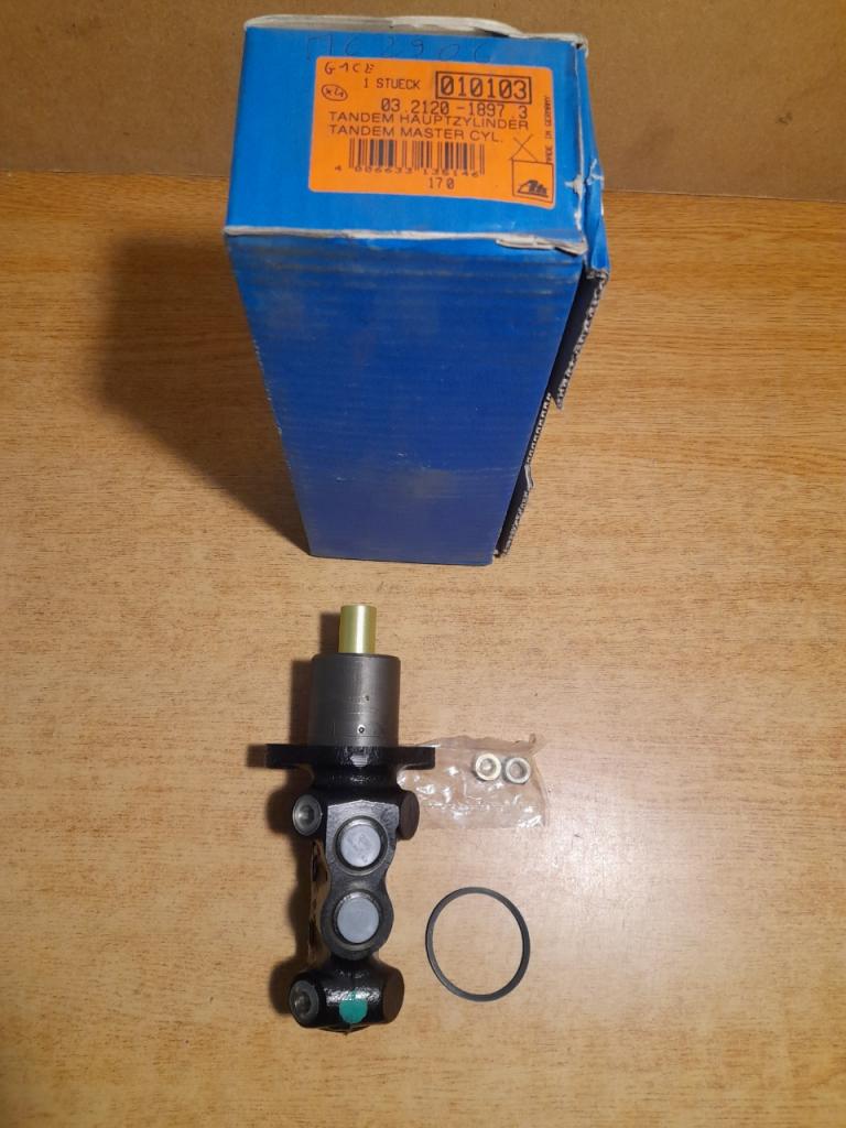 Maitre cylindre Peugeot 306 ATE 010103 LesAnciennes.com