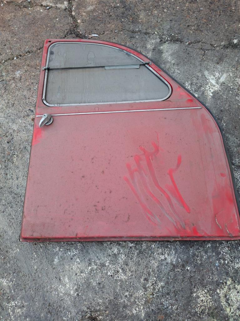 Porte CITROEN 2CV LesAnciennes.com