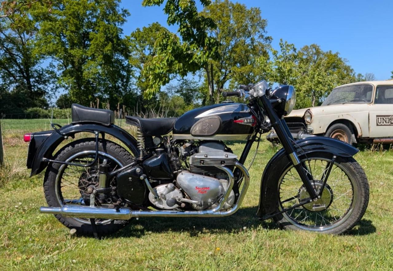 1953 Ariel Square Four Twinpiper LesAnciennes.com