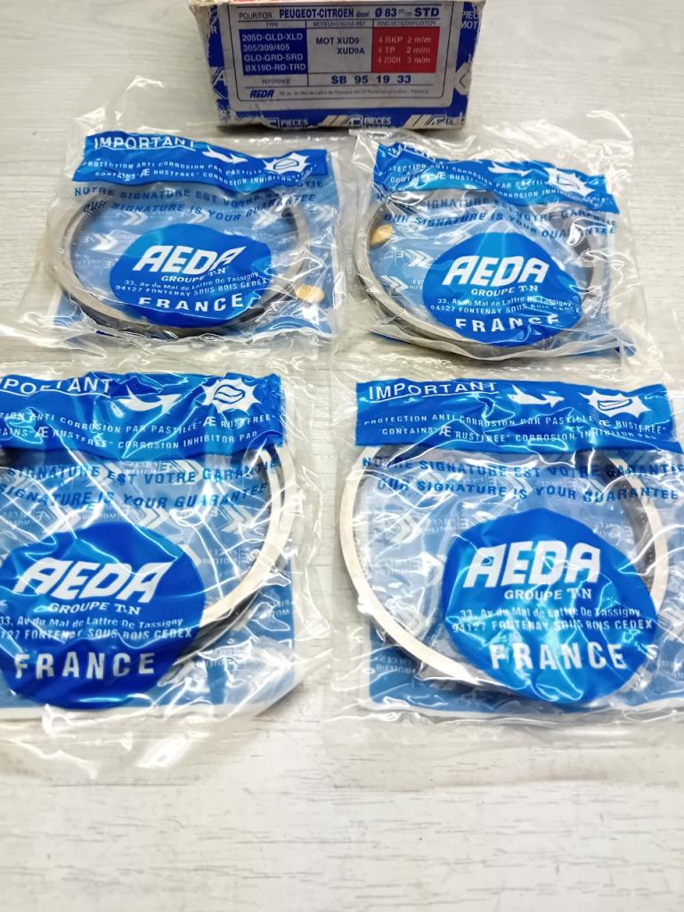 SB951933 JEUX SEGMENTS CÔTE STD 83MM PEUGEOT 205 D LesAnciennes.com