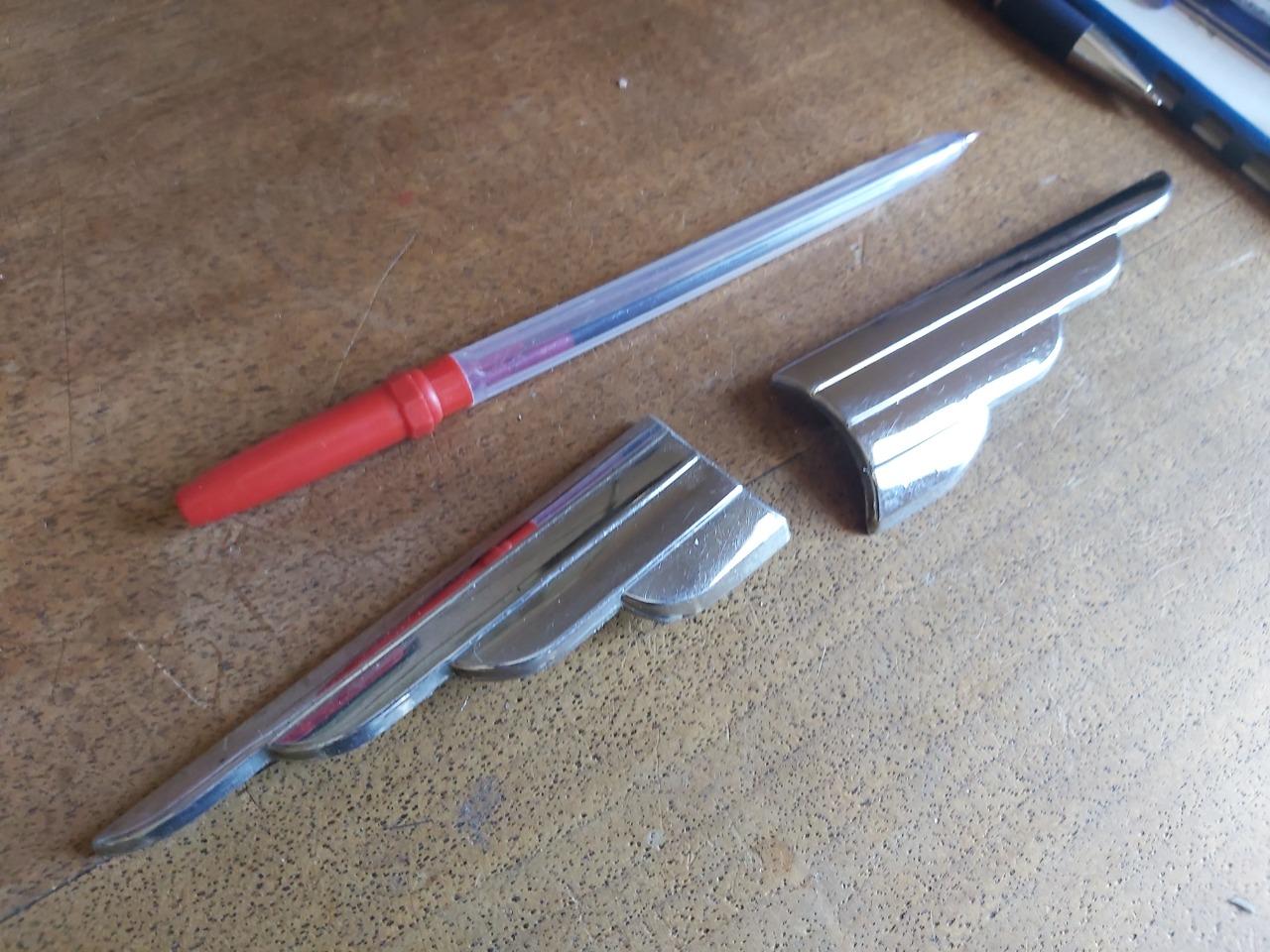 JAGUAR XJ 6 ou 12 une paire d'ailes de malle chr LesAnciennes.com