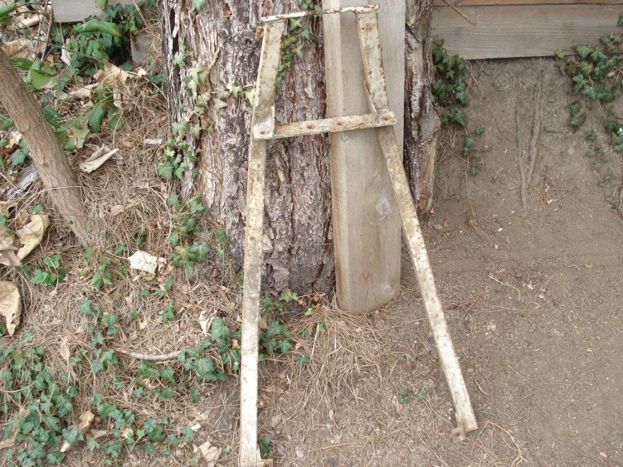 Attache RENAULT 8 (R8) LesAnciennes.com