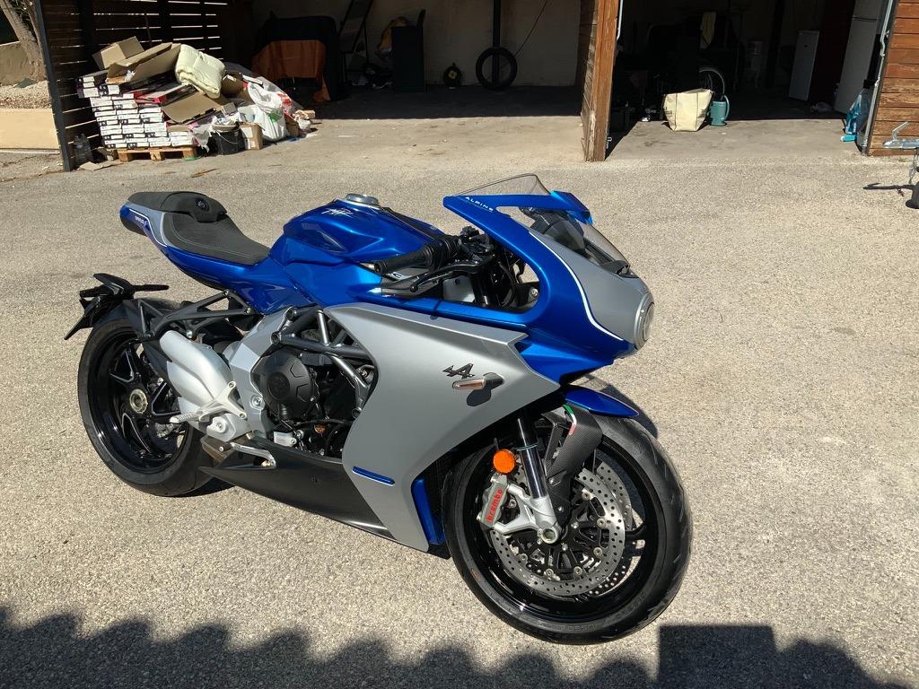 MV AGUSTA SUPERVELOCE ALPINE LesAnciennes.com
