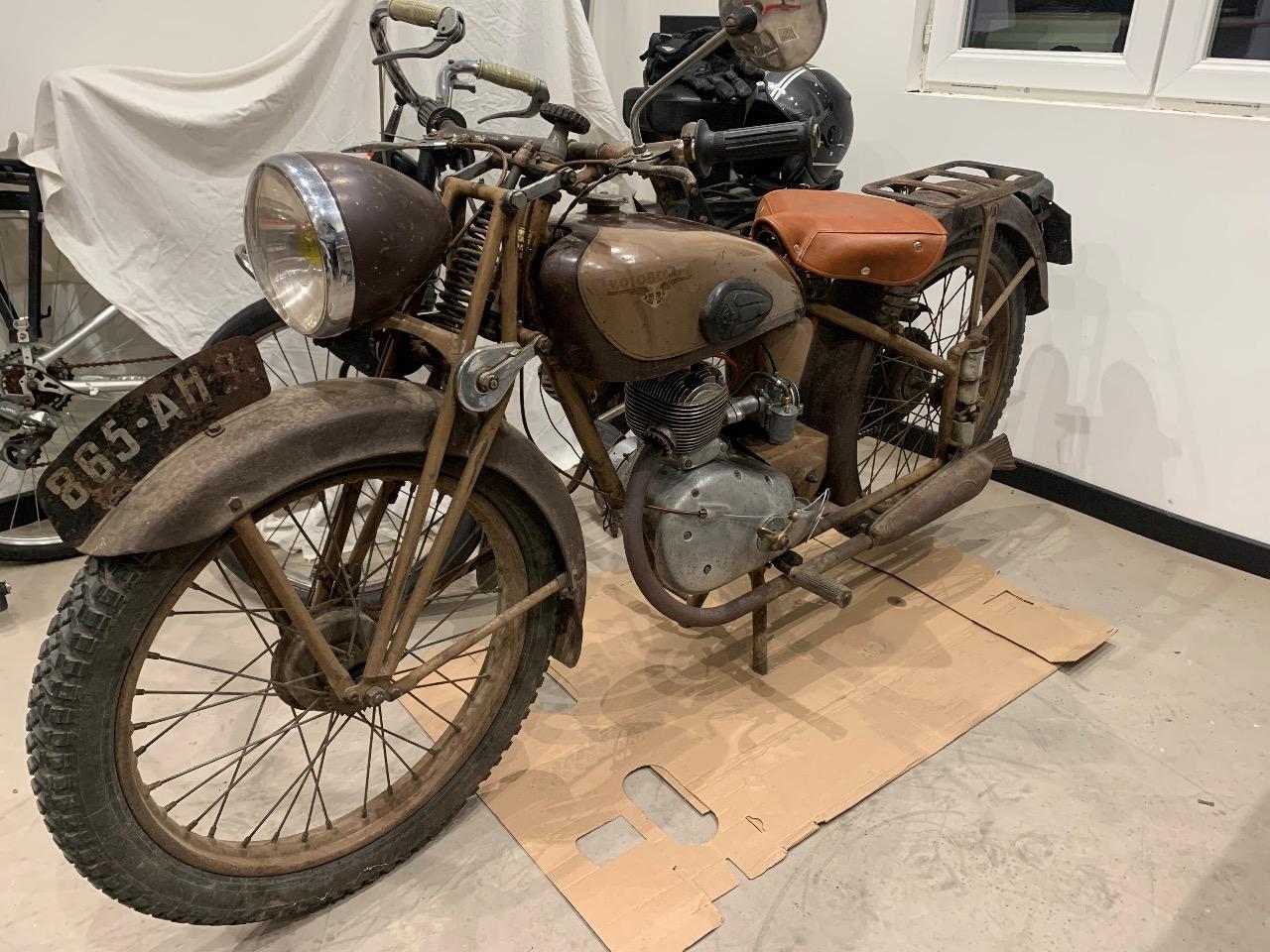 MOTOBECANE D45 S - 1951 LesAnciennes.com