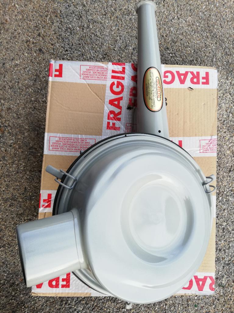 CITROEN DS filtre à air. Vendu LesAnciennes.com