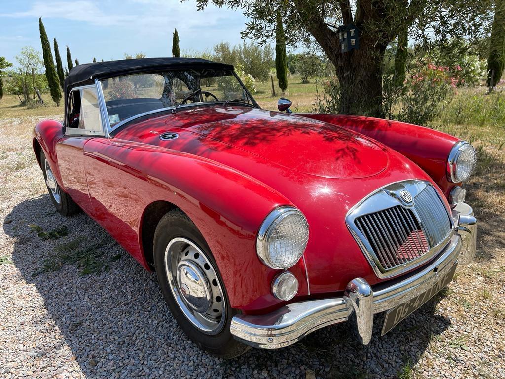 MG MGA 1600 cabriolet - 1960 LesAnciennes.com