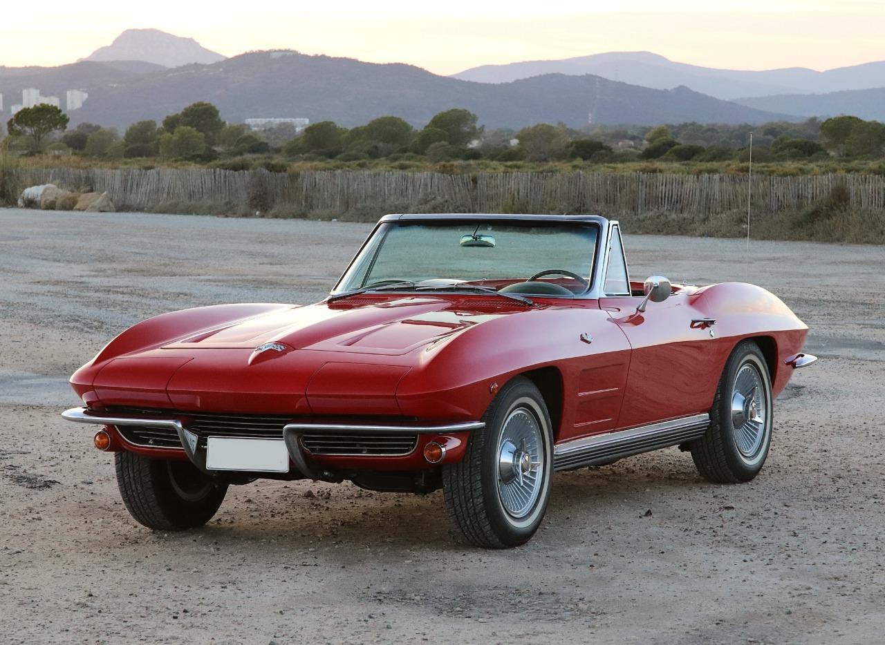 CHEVROLET Corvette roadster 300cv bvm - 1964 LesAnciennes.com