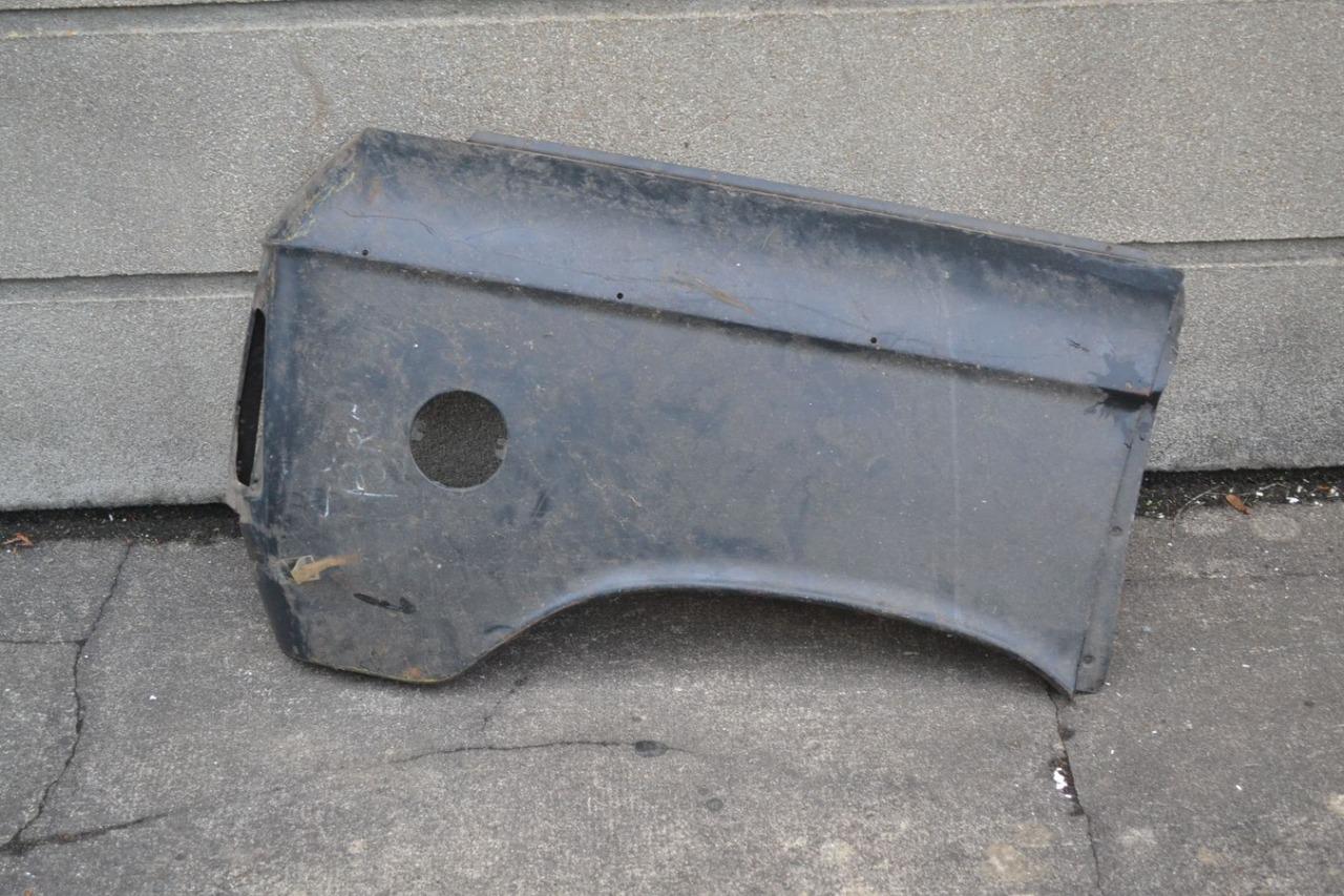 Aile AR DTE PEUGEOT 304 BREAK, neuve LesAnciennes.com