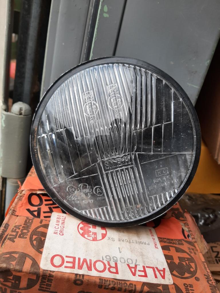 Phare ALFA ROMEO Alfasud LesAnciennes.com
