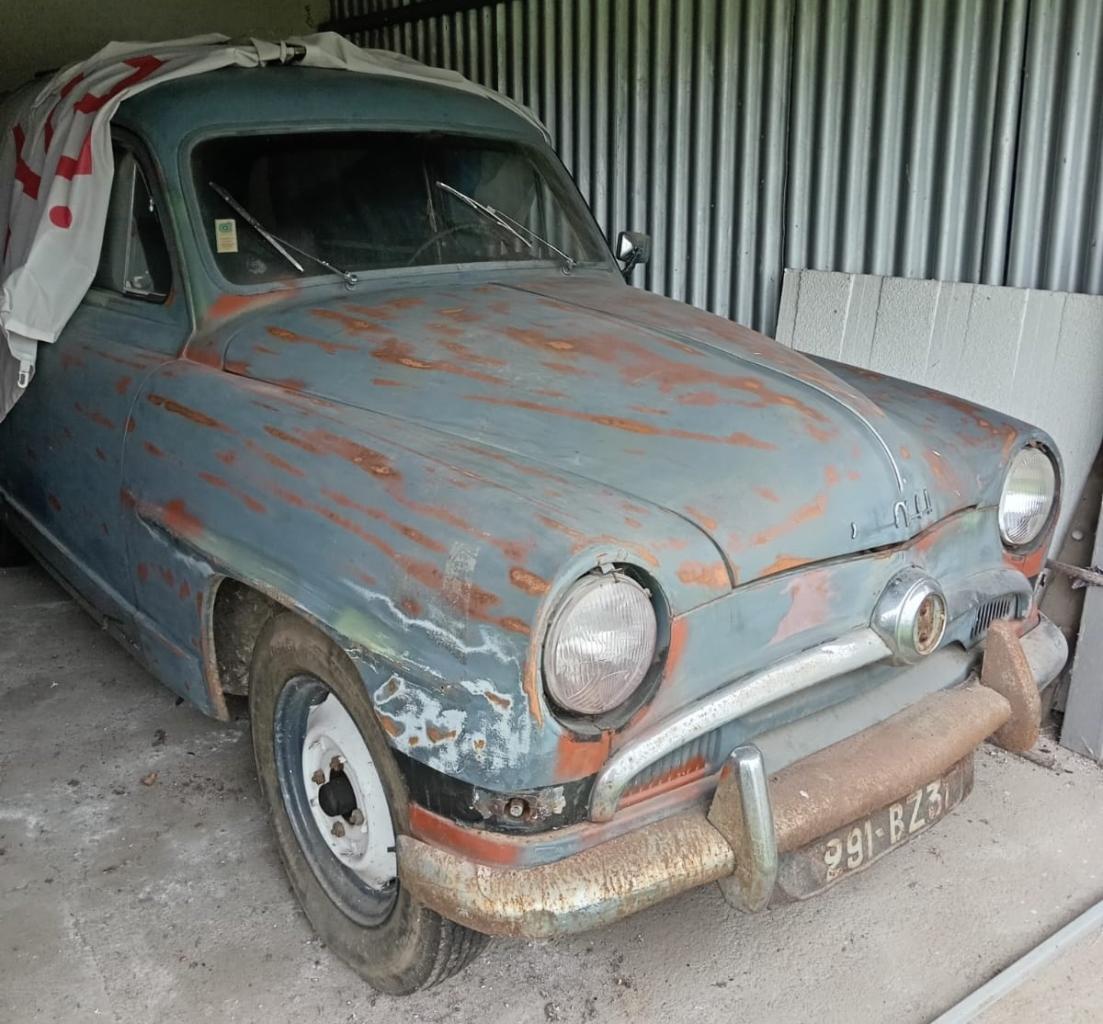 SIMCA Simca 9 Aronde - 1953 LesAnciennes.com