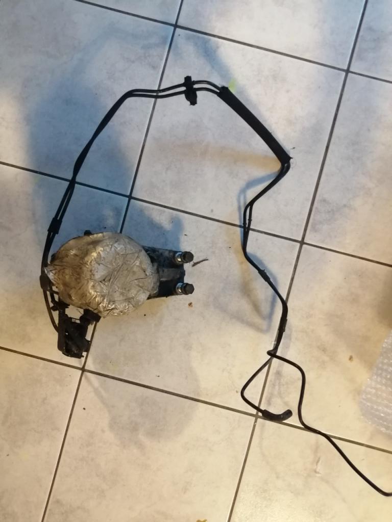 CITROEN C6 2.7 hdi support moteur arrière LesAnciennes.com