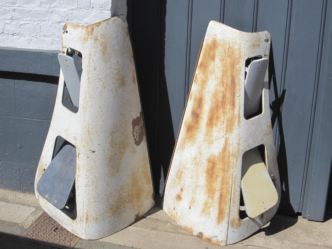 Capot a volets CITROEN Traction 11 BL LesAnciennes.com