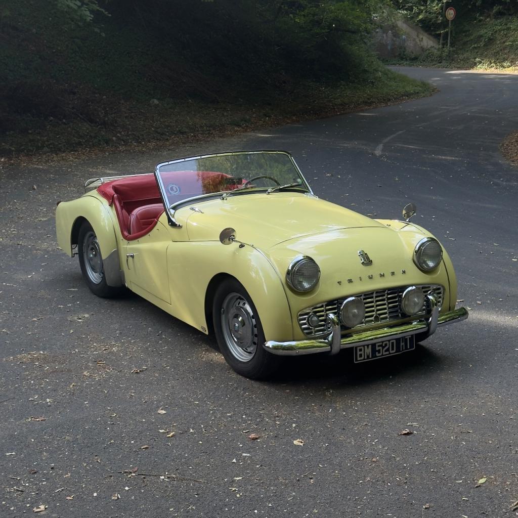TRIUMPH TR3 - 1962 LesAnciennes.com