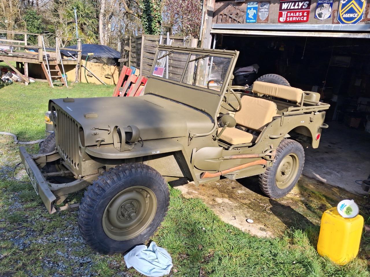 WILLYS Jeep - 1942 LesAnciennes.com