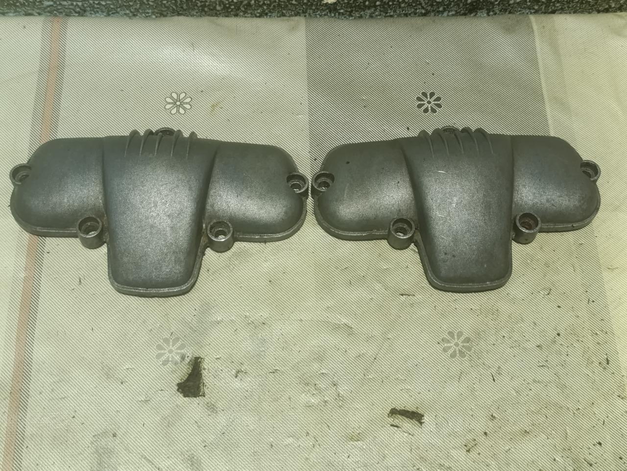 Ducati 125 160 couvercles de soupapes LesAnciennes.com