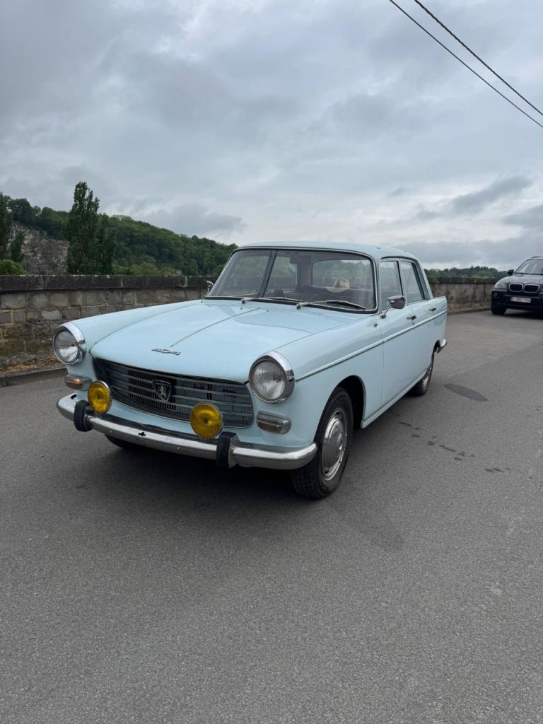 PEUGEOT 404 - 1966 LesAnciennes.com