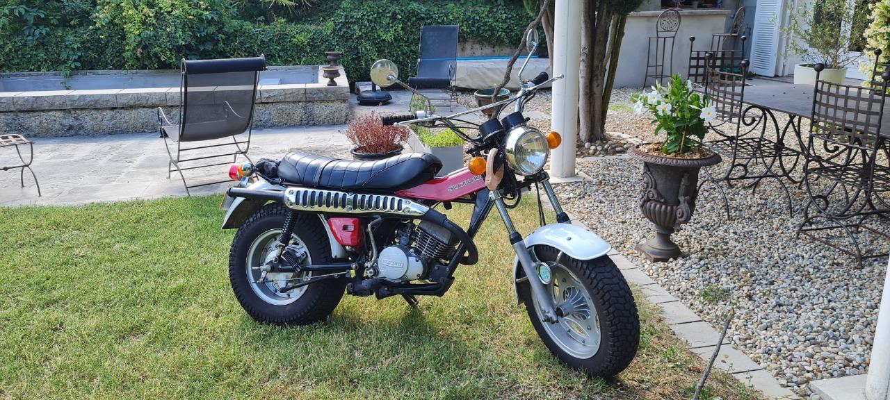 SUZUKI van van 125 van van 125 - 1977 LesAnciennes.com