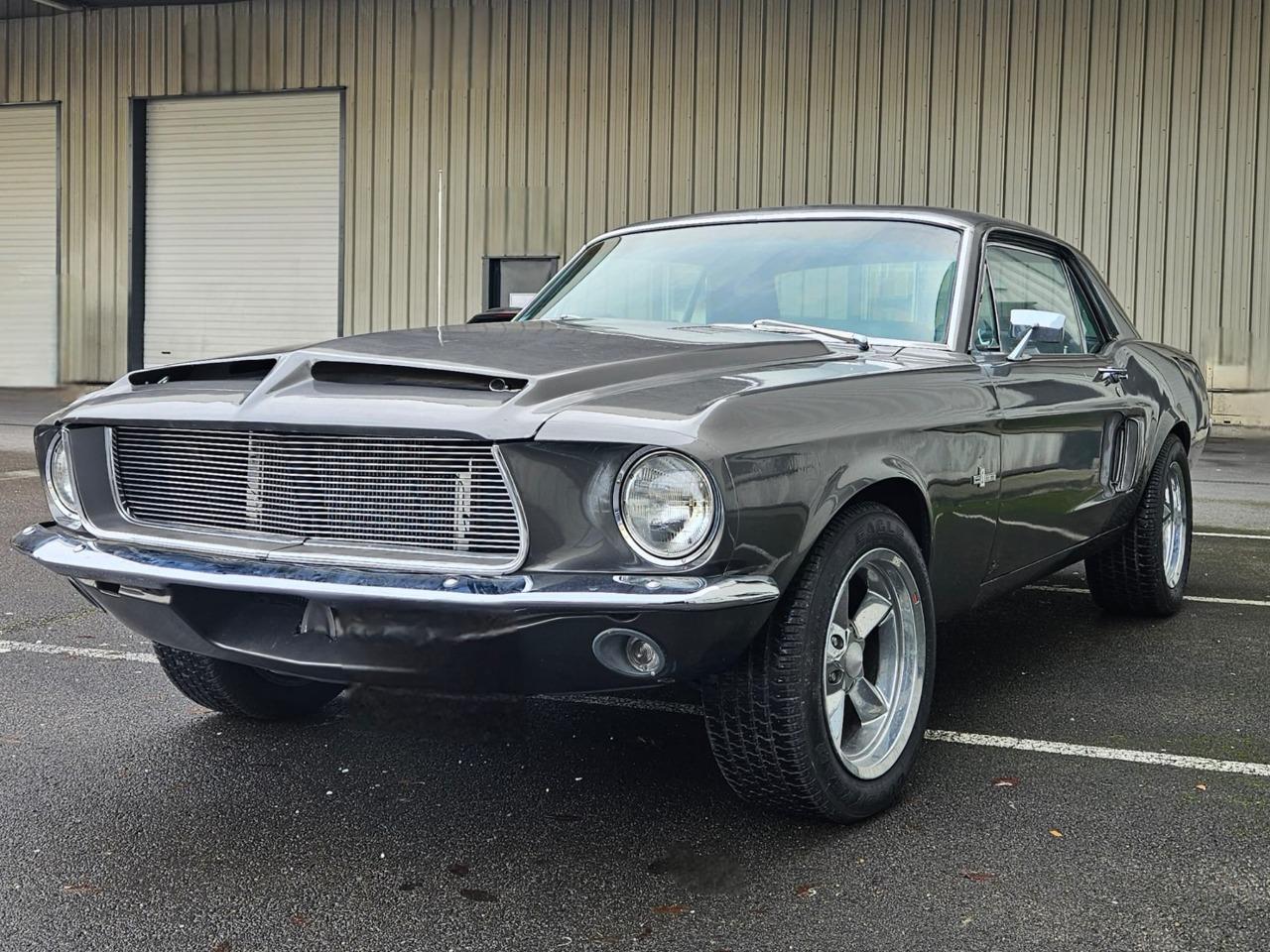 FORD Mustang Coupé - 1967 LesAnciennes.com